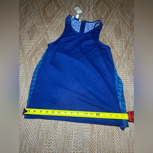 American Eagle Women's Blue Racerback Tank Top,Patterned,Size M,NWT - Picture 7 of 10